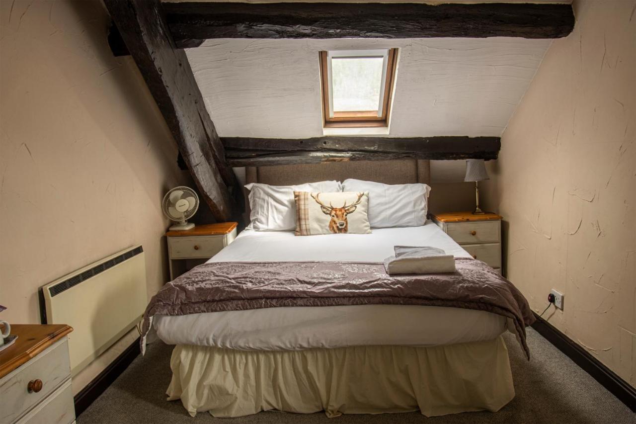 White Hart Inn Bouth Экстерьер фото